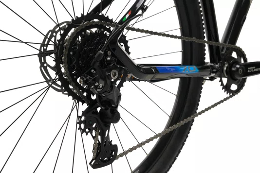 Bicicleta 29 Oggi Big Wheel 7.0 2026 Cues 9v Preto/Azul Tamanho 17
