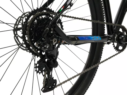 Bicicleta 29 Oggi Big Wheel 7.0 2026 Cues 9v Preto/Azul Tamanho 19