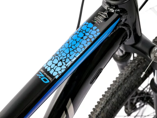 Bicicleta 29 Oggi Big Wheel 7.0 2026 Cues 9v Preto/Azul Tamanho 19