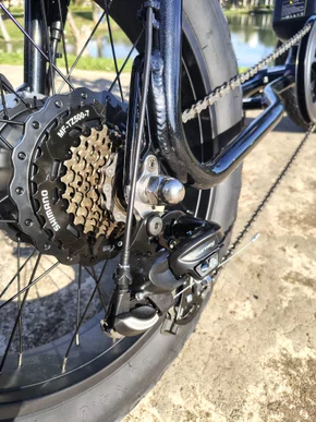 Bicicleta Eletrica StreetGO S12 Shimano 7v Preto/Caramelo - Planet